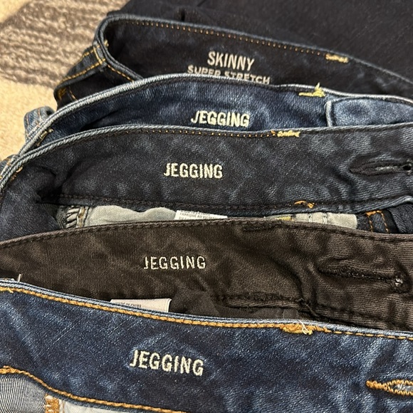 American Eagle Jeans - Picture 7 of 7